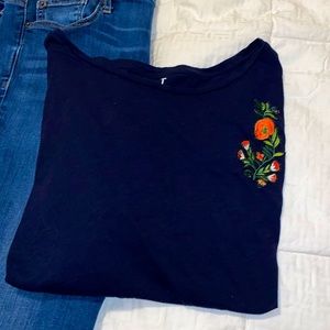 Navy floral boatneck tee
